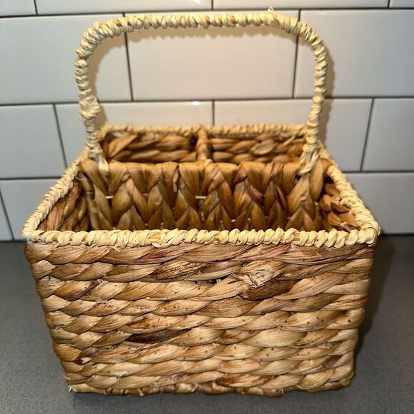 Wicker Basket Caddy - Picture 1 of 6